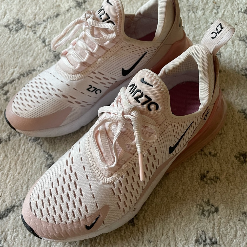 Nike Air Max 270